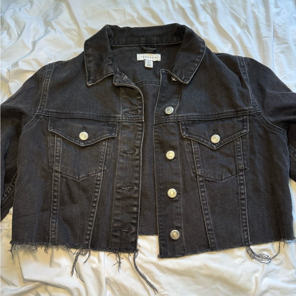 TOP SHOP STYLISH BLACK CROPPED BLACK DENIM JACKET